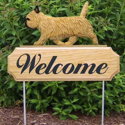 Michael Park Dog In Gait Welcome Stake Cairn Terrier