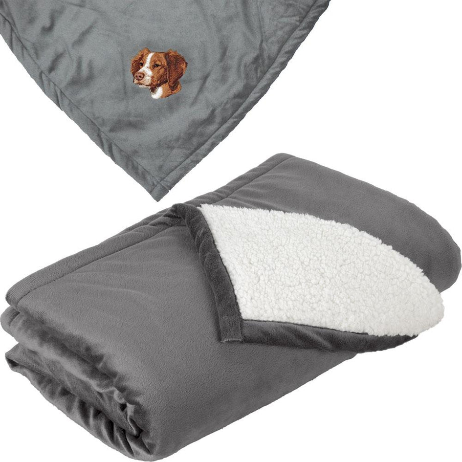 Embroidered Blankets Gray  Brittany D102