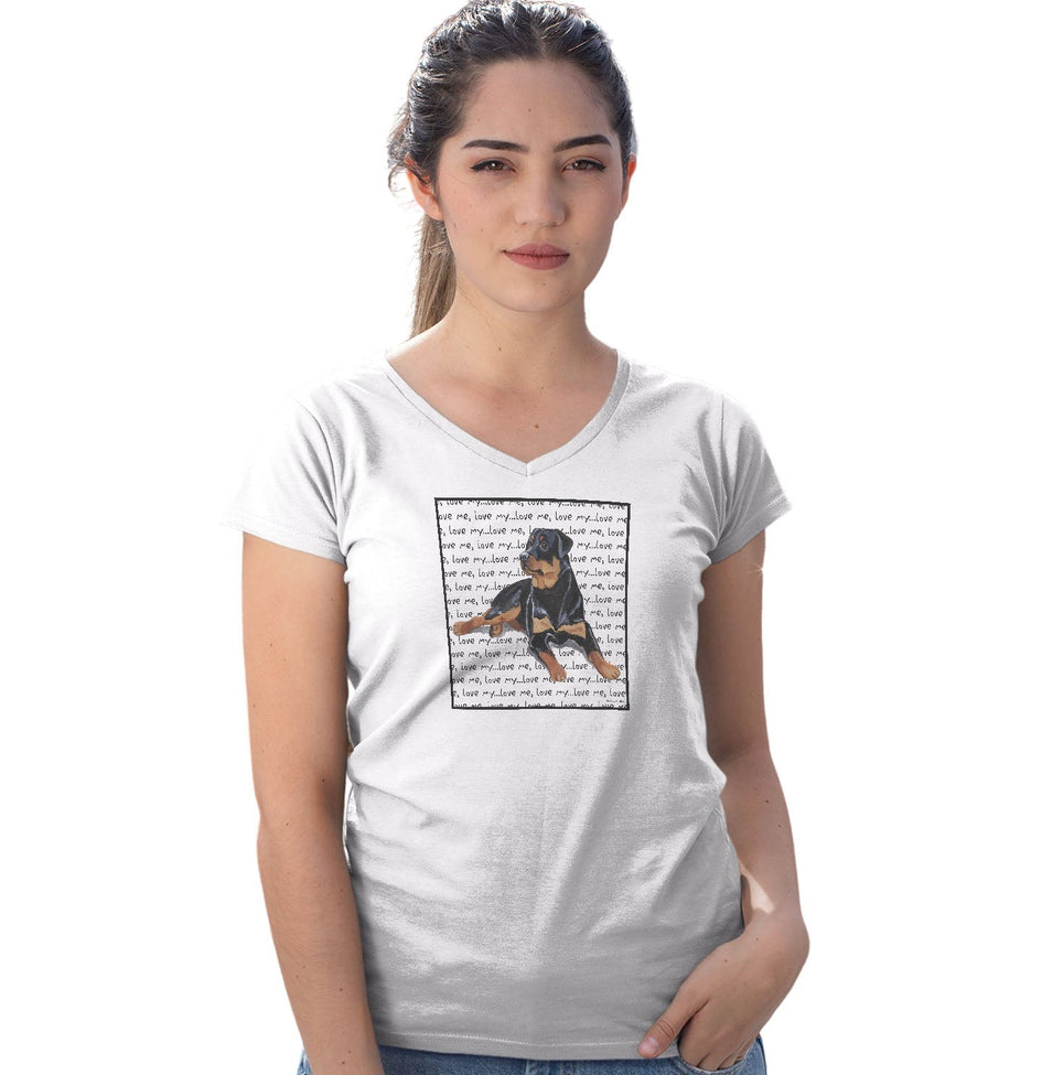 Rottweiler Love Text - Women's V-Neck T-Shirt